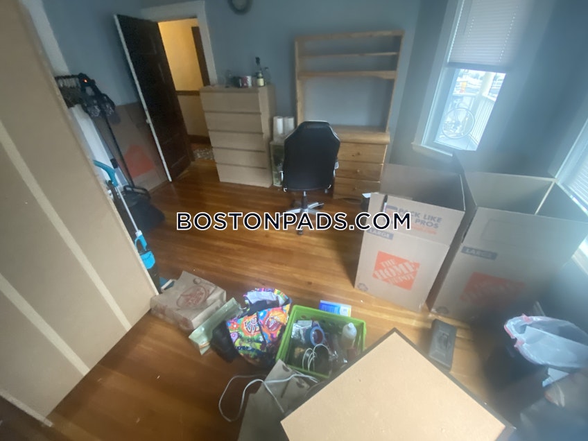 Boston - $2,200 /month