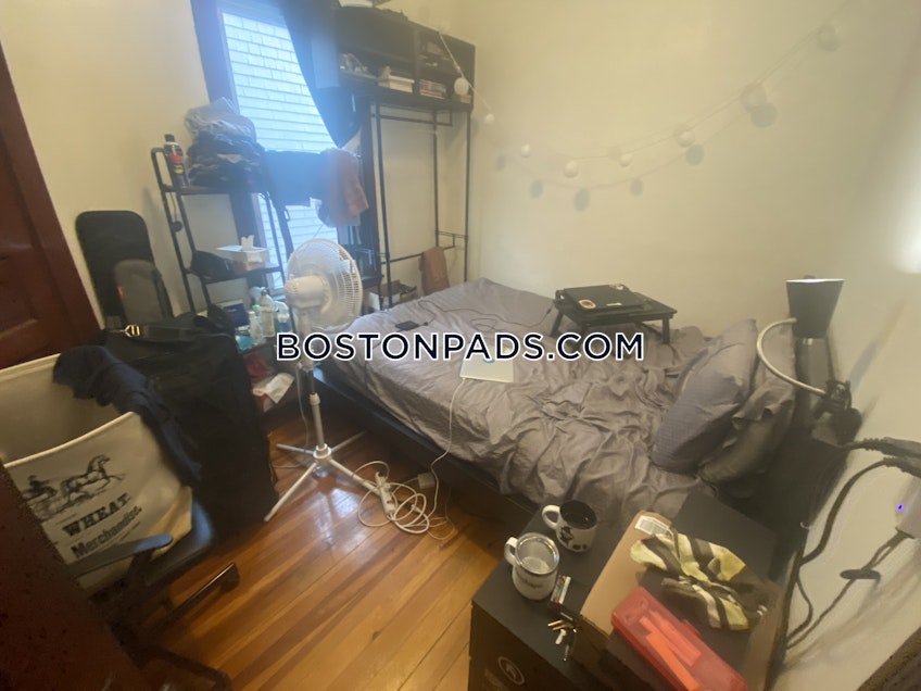 Boston - $2,200 /month