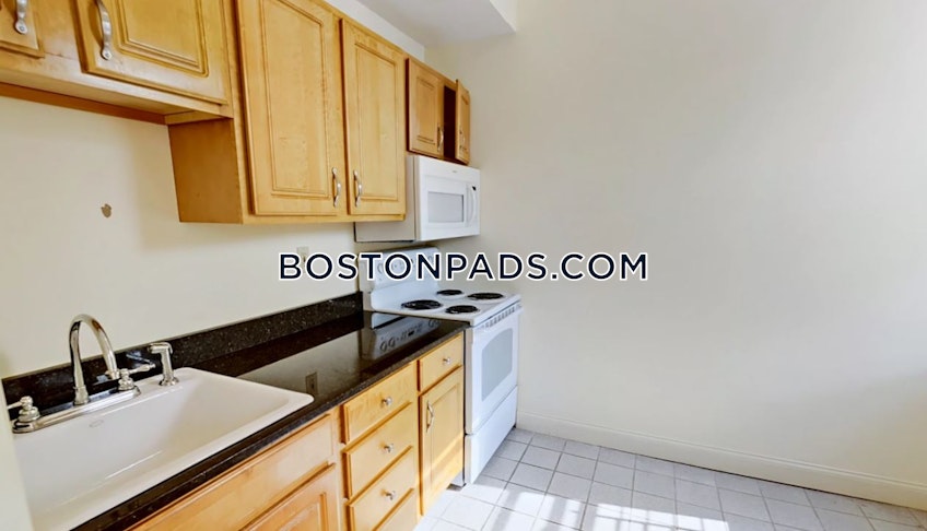Boston - $1,675 /month