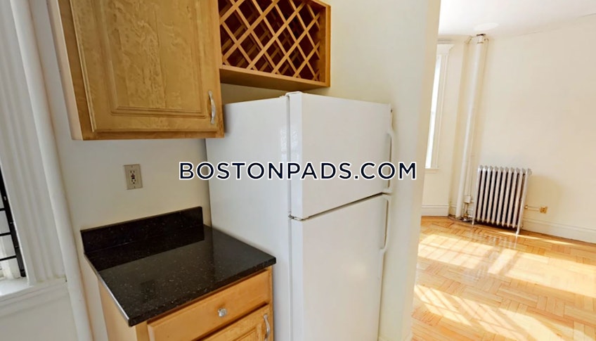 Boston - $1,675 /month