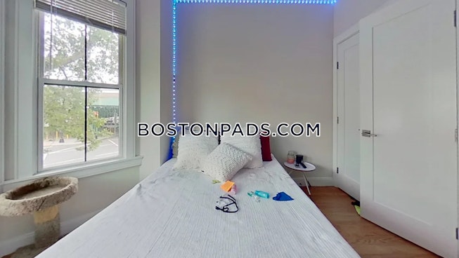 Boston - $3,895 /mo