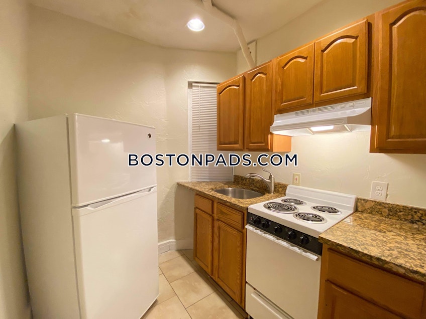 Boston - $2,750 /month