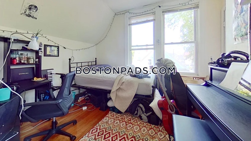 Boston - $3,450 /month