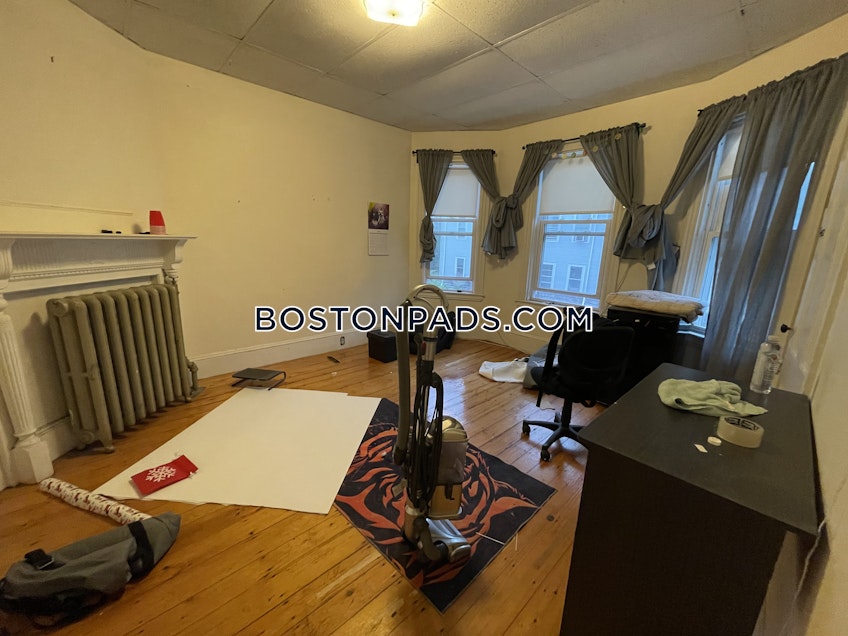 Roxbury Crossing - $2,450 /month