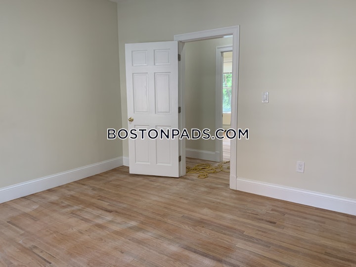 Waverly St. Boston picture 9