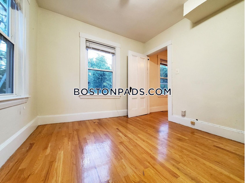 Cambridge - $2,750 /month