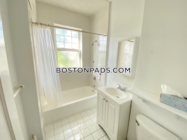 Boston - $3,500 /mo