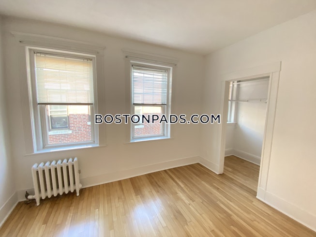 Boston - $3,500 /mo