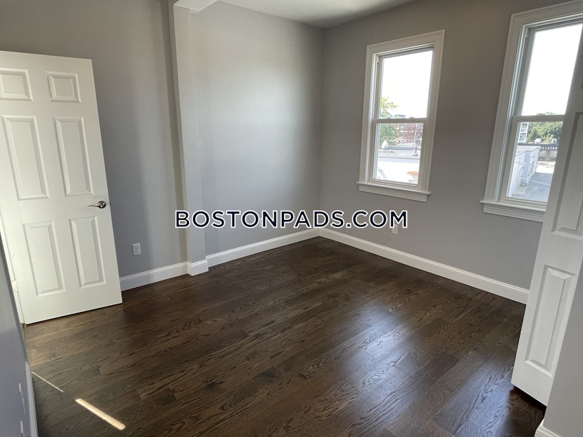 Boston - $6,600 /month