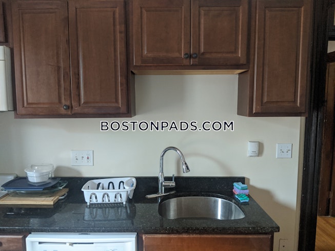 Cambridge - $1,950 /mo