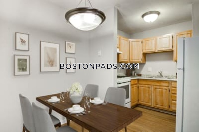 Boston - $1,500 /mo