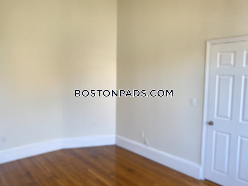 Boston - $2,750 /month