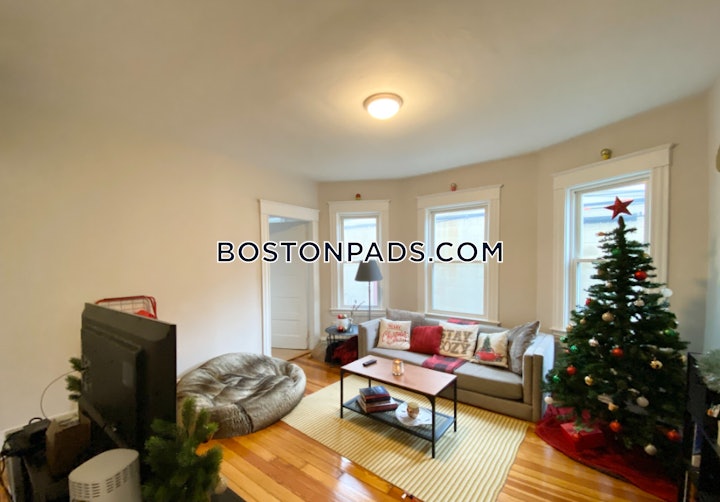 dorchester-apartment-for-rent-3-bedrooms-1-bath-boston-3300-4556219 