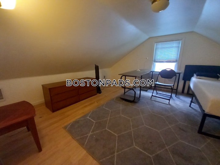 brighton-apartment-for-rent-8-bedrooms-4-baths-boston-8500-4628656 