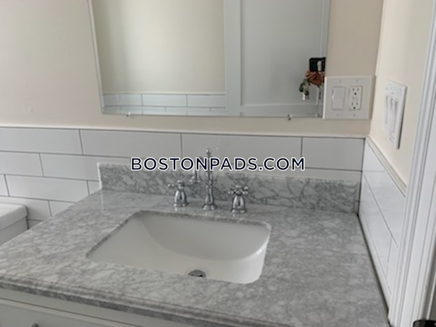 Boston - $5,200 /month