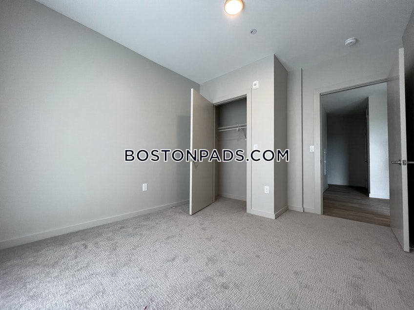 Boston - $3,567 /month