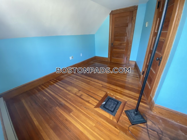 Medford - $3,000+ /mo