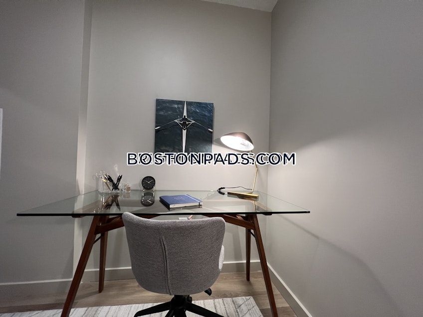 Boston - $2,959 /month