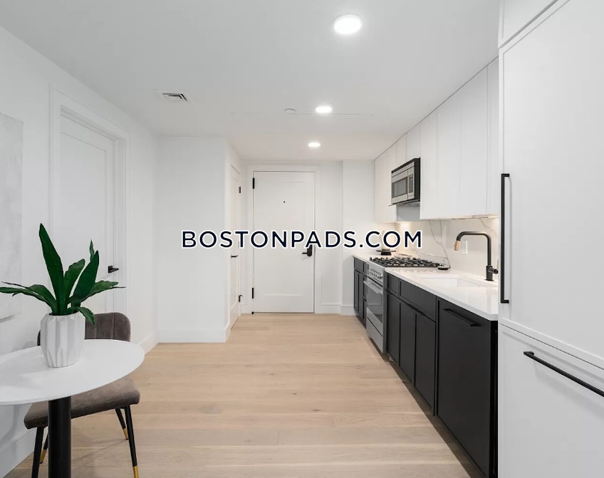 Boston - $4,495 /month
