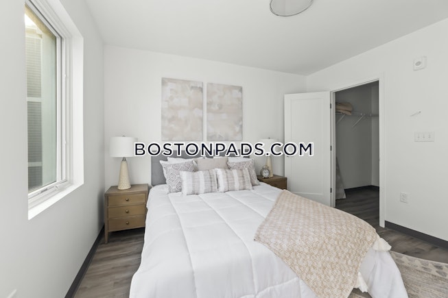 Boston - $2,800 /mo