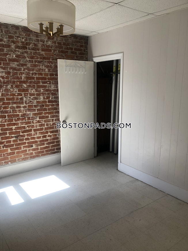 Boston - $4,199 /mo