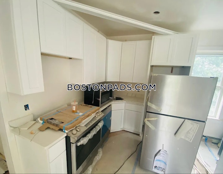 south-boston-apartment-for-rent-3-bedrooms-15-baths-boston-5800-4572088 