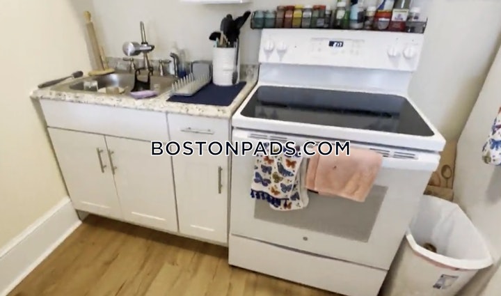 mission-hill-apartment-for-rent-2-bedrooms-1-bath-boston-3295-4374297 