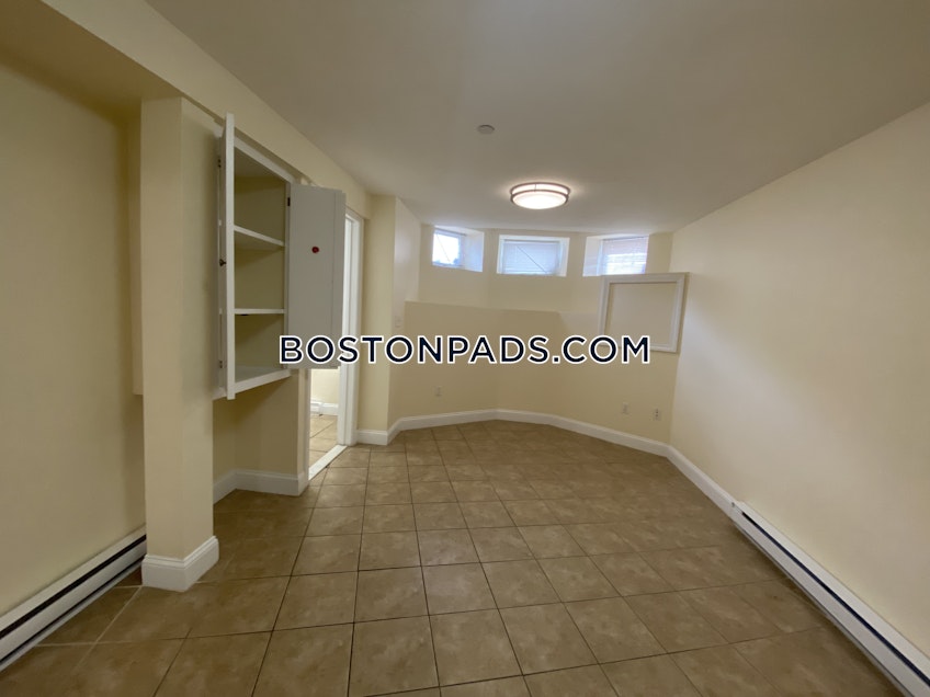 Boston - $2,395 /month