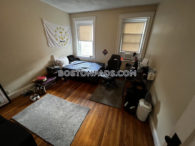 Boston - $3,000 /mo