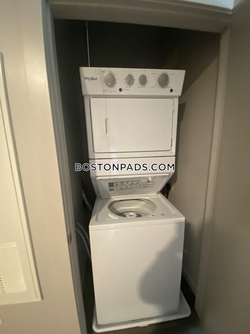 Boston - $2,757 /month