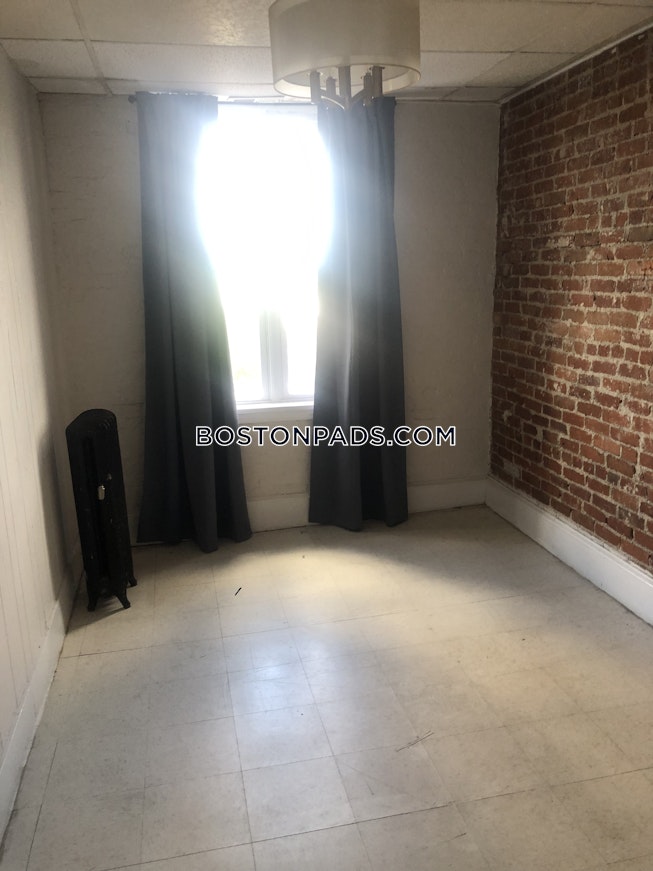 Boston - $4,199 /mo