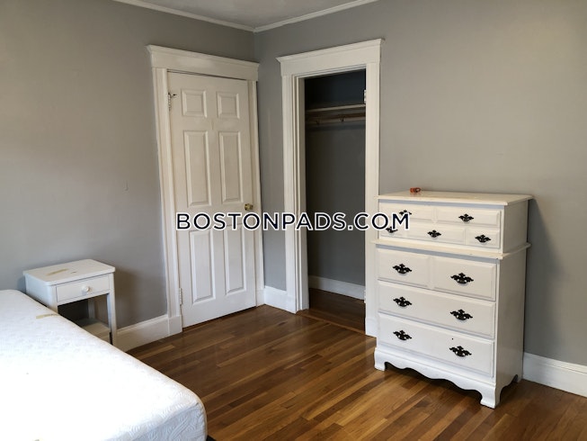 Boston - $8,500 /mo