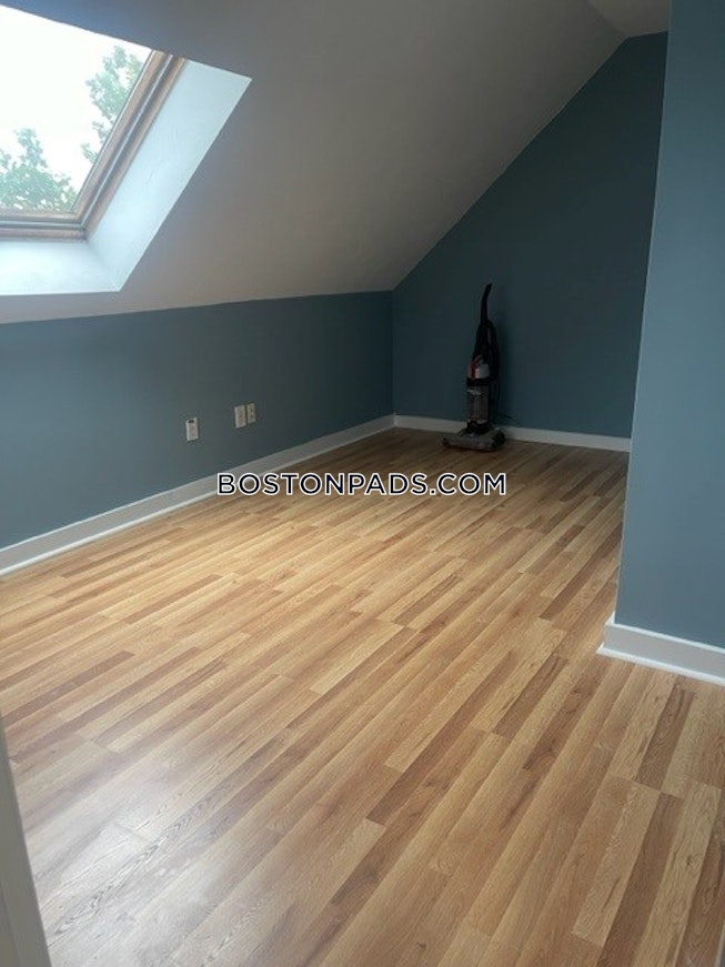 Brookline - $6,800 /mo