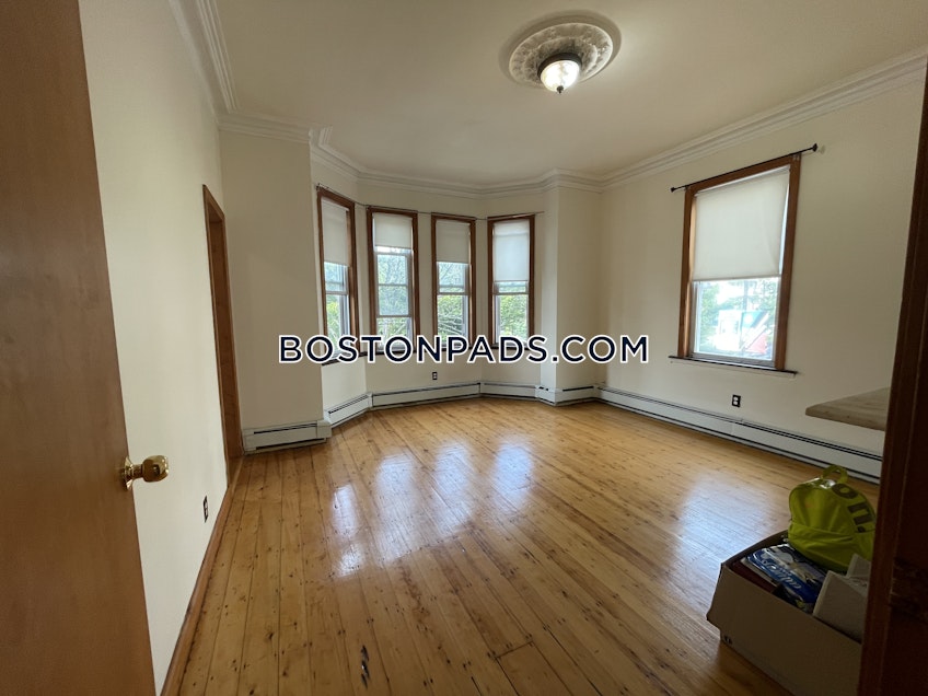 Roxbury Crossing - $4,000 /month