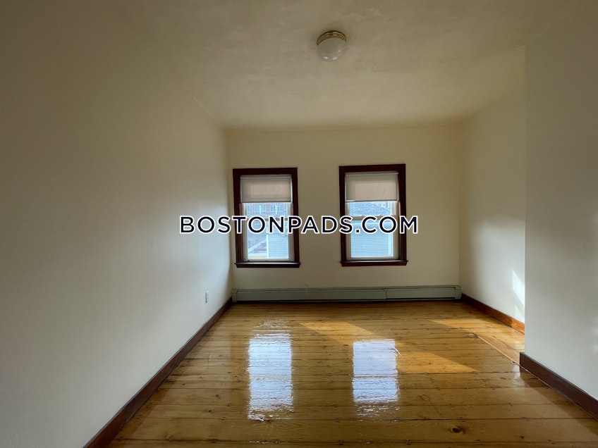 Boston - $3,800 /month