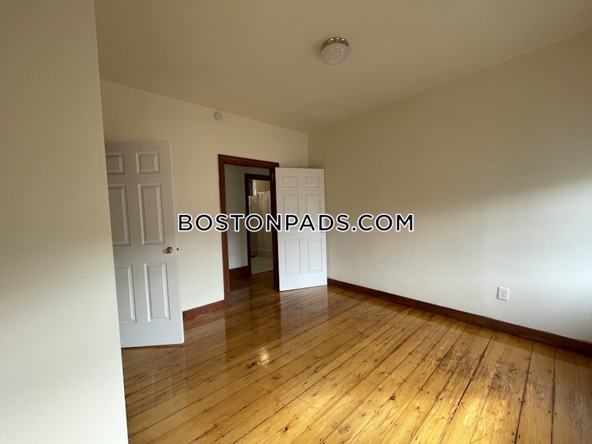 Boston - $3,800 /month