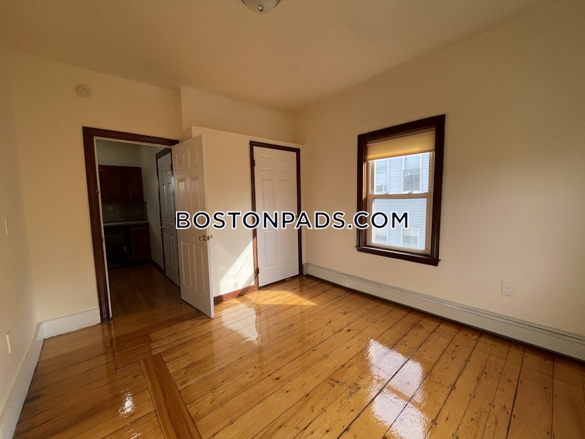 Boston - $3,800 /month