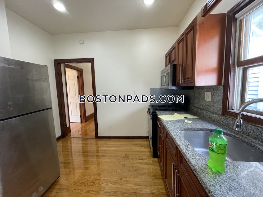 Boston - $3,800 /month