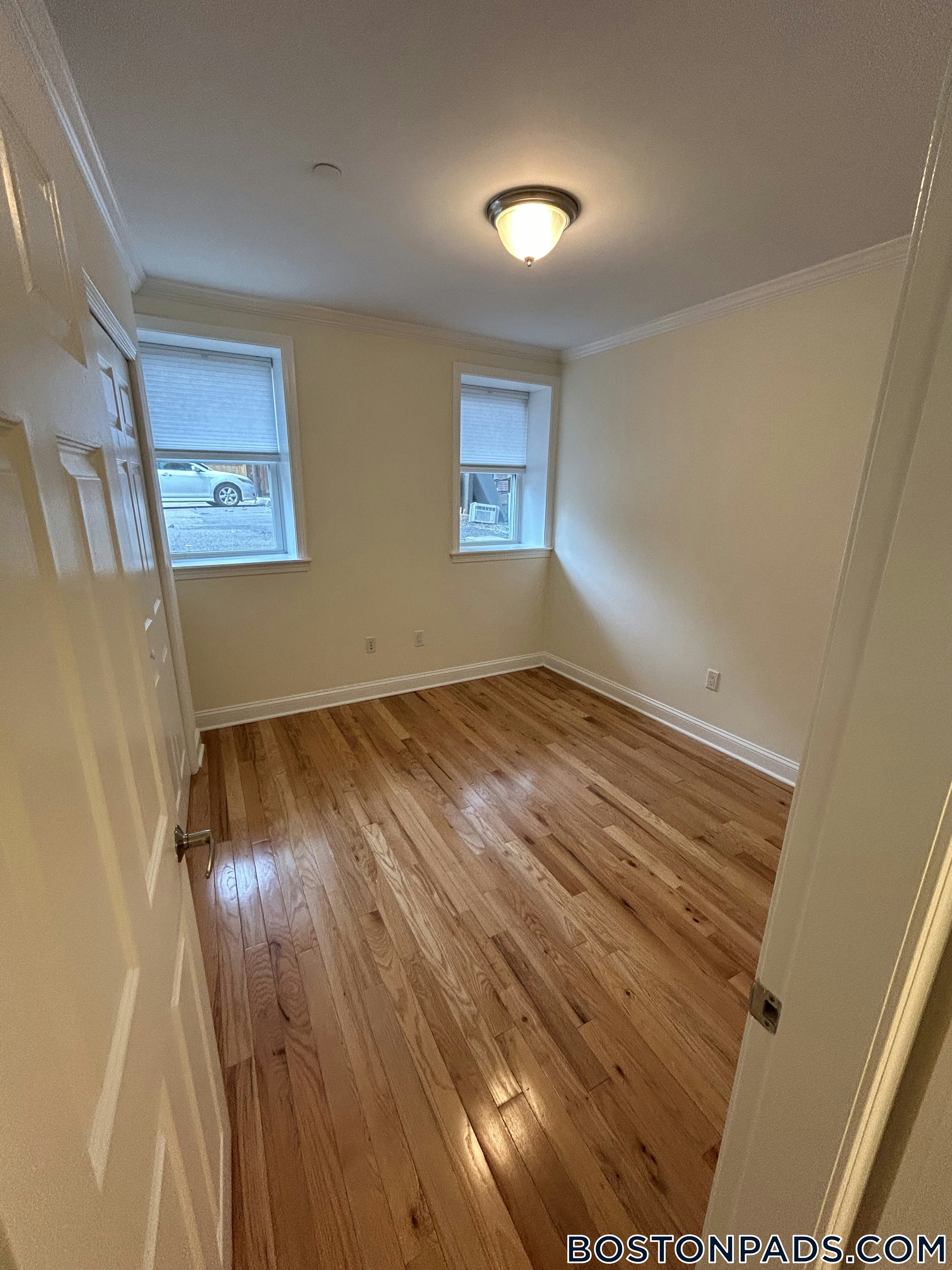 Cambridge - $3,395