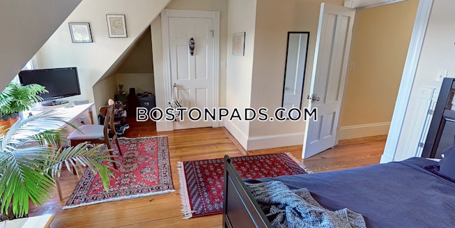 Boston - $4,550 /mo