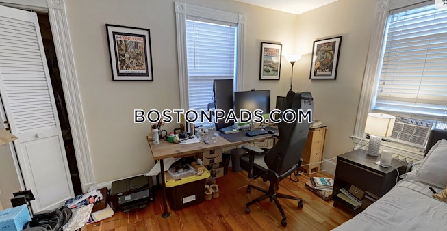 Boston - $4,550 /mo