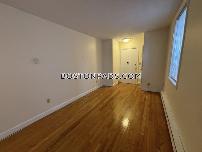 Boston - $3,495 /mo