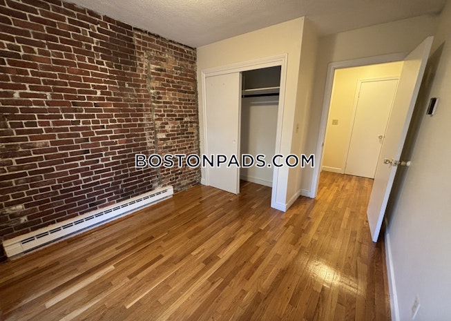 Boston - $3,495 /mo