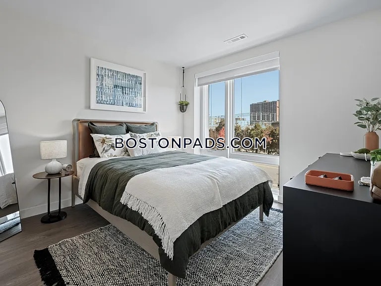 Cambridge - $4,616