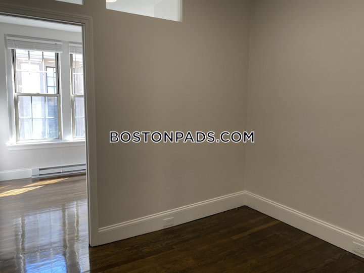 Clearway St. Boston picture 1
