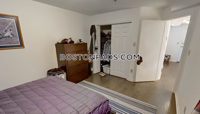 Boston - $2,700 /mo