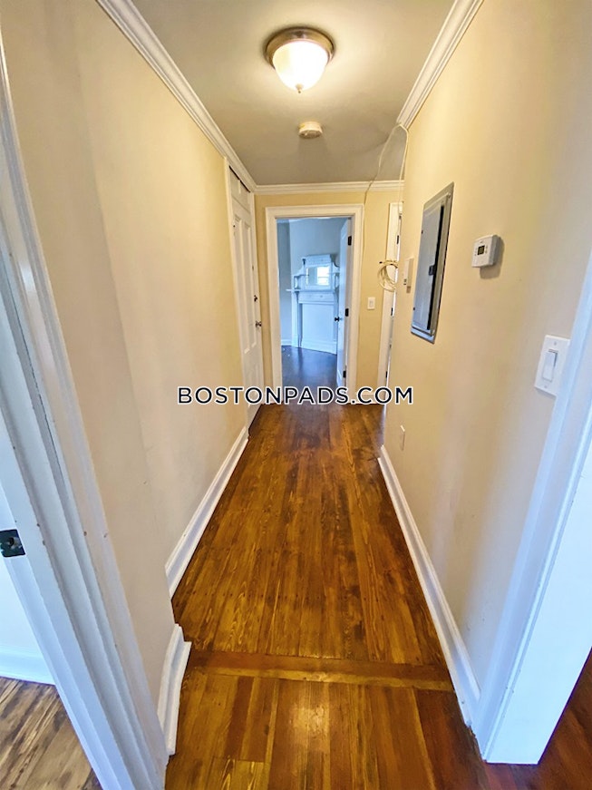 Boston - $3,150 /mo