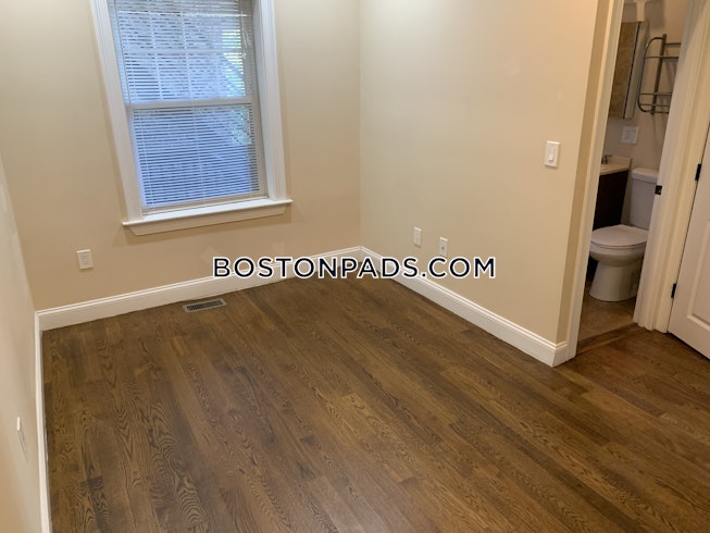 Boston - $2,795 /mo