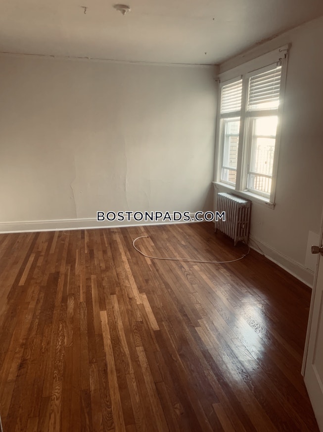 Boston - $2,225 /mo