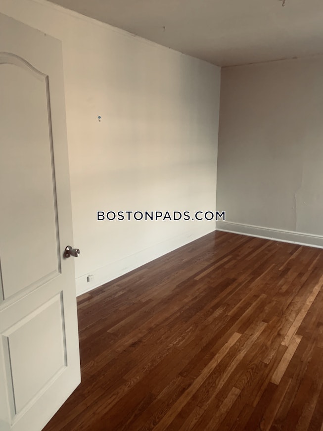 Boston - $2,225 /mo